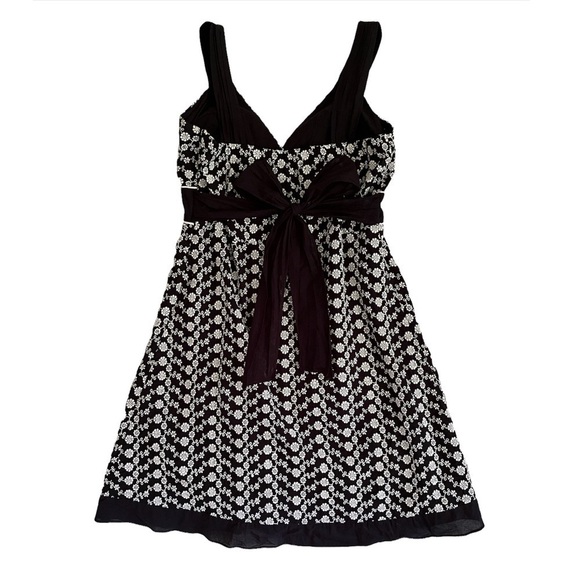 R&M Richards Floral Embroidered A-Line Midi Dress - Picture 15 of 17